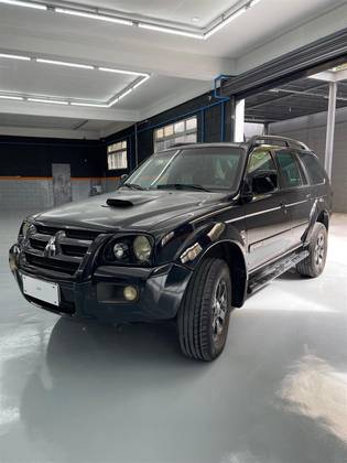 MITSUBISHI PAJERO SPORT 3.5 HPE 4X4 V6 24V FLEX 4P AUTOMÁTICO